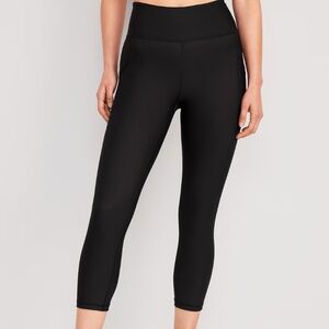 Old Navy Powersoft Crop Legging